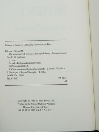 The Remembered Present: A Biological Theory of Consciousness