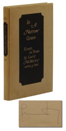 Item #140944770 In a Narrow Grave. Larry McMurtry