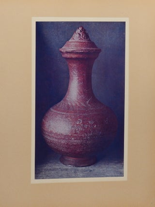 La céramique dans l'art d'Extrême-Orient: Recueil de cent soixante-deux pièces reproduites en couleurs d'après les originaux choisis dans les musées et dans les collections françaises et étrangères.