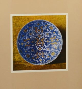 La céramique dans l'art musulman: Recueil de cent planches en couleurs reproduisant les plus belles pièces originales choisies dans les musées et les collections privées françaises et étrangères.