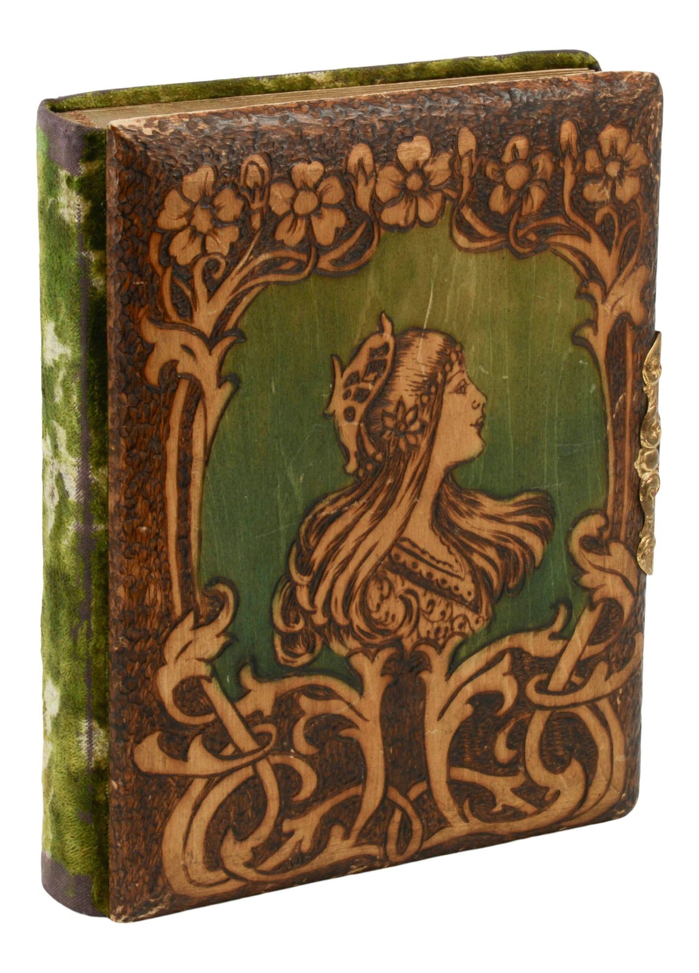 Late Victorian/ early Edwardian photo album with thirteen