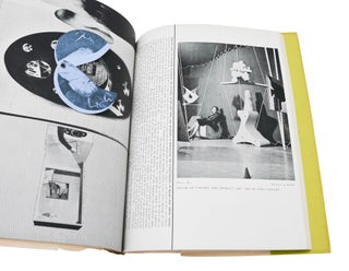 VVV: Poetry, Plastic Arts, Anthropology, Sociology, Psychology (Complete run)